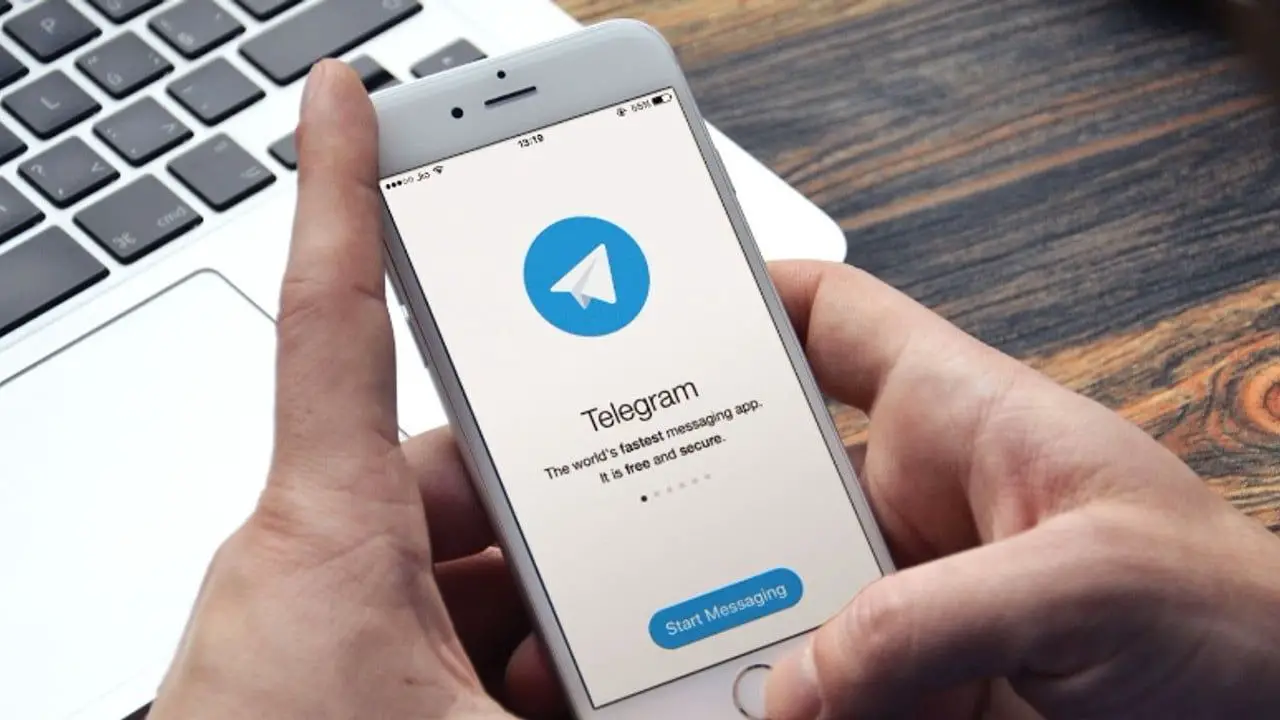 How to activate the dark mode in Telegram?