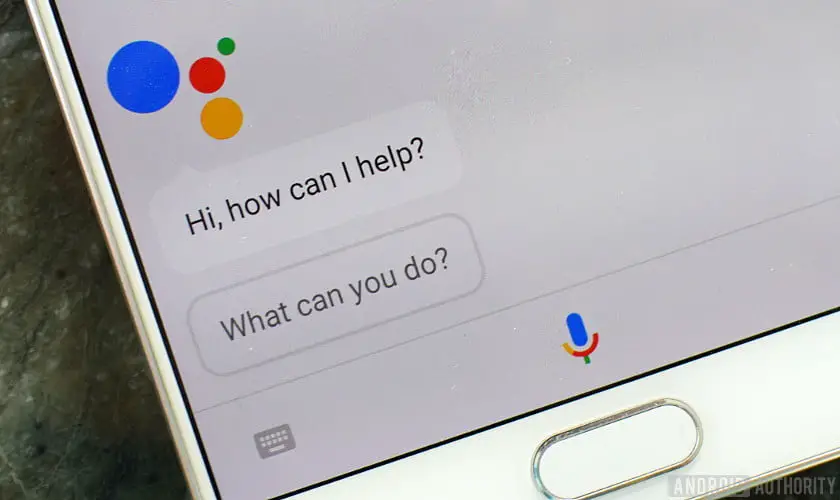 How to change the voice of the Google Assistant?