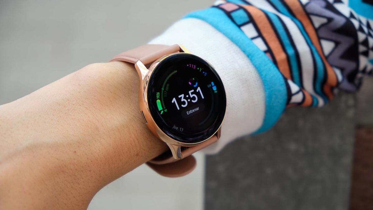 How to take a screenshot on a Samsung Galaxy Watch?