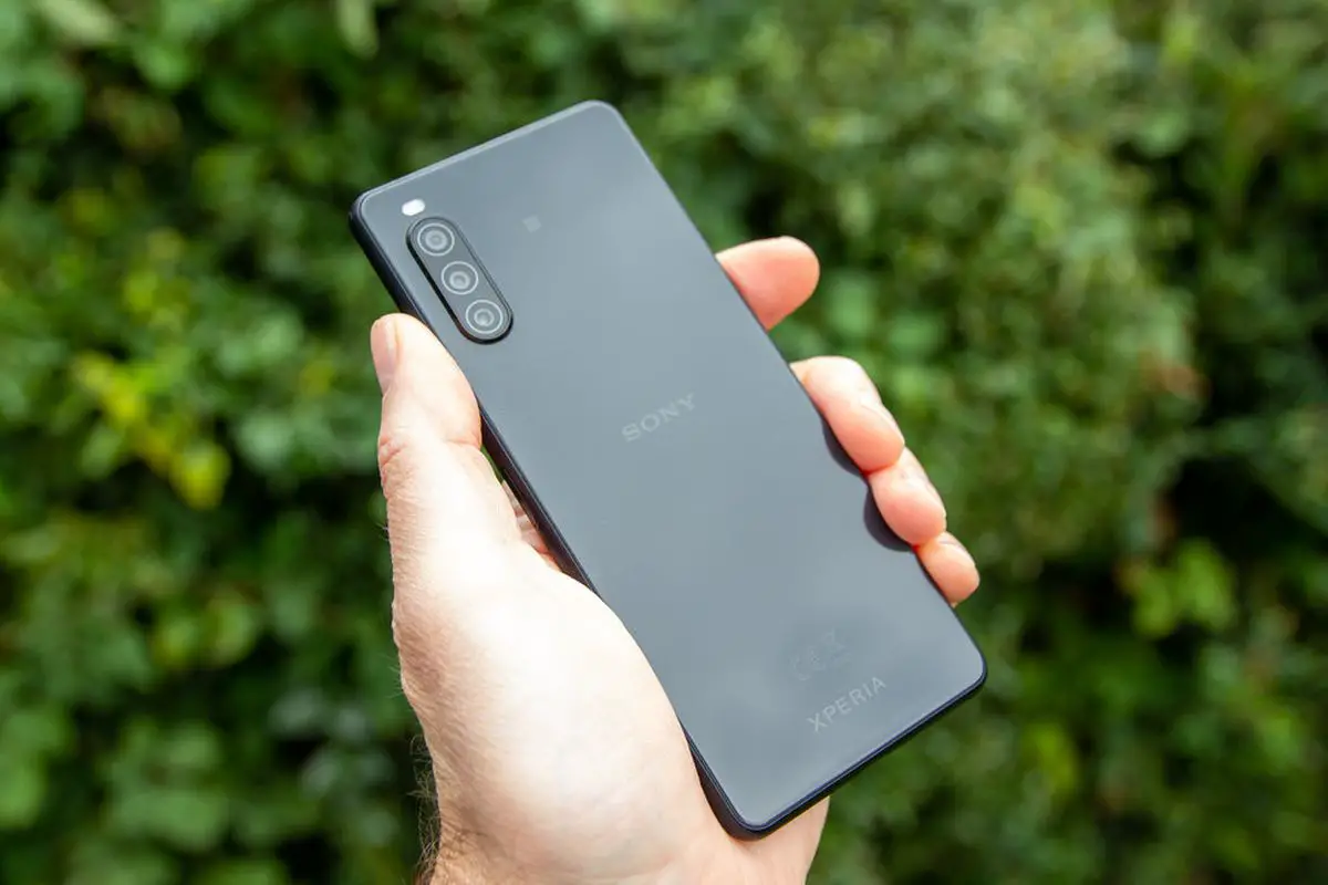 The Xperia 10 II is updated to Android 11 with a big improvement for your battery