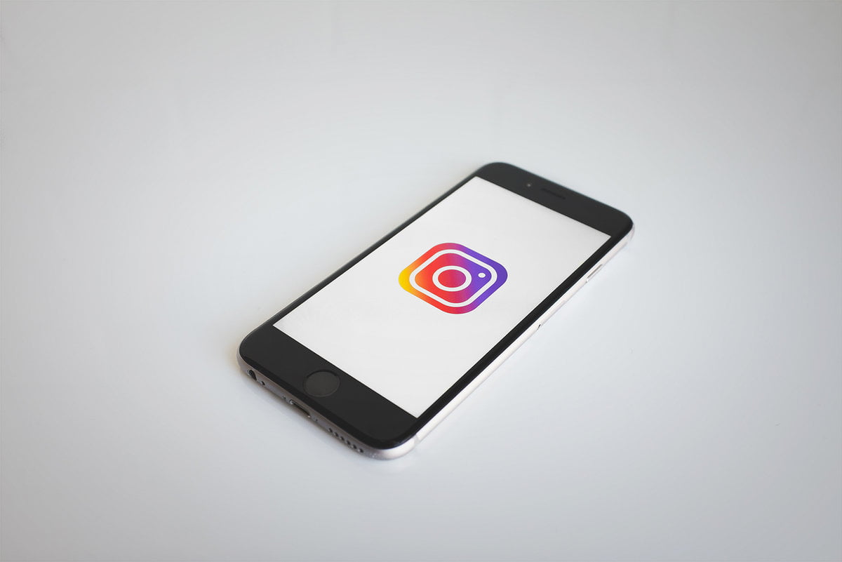 How to create a secondary Instagram account linked to your main profile?