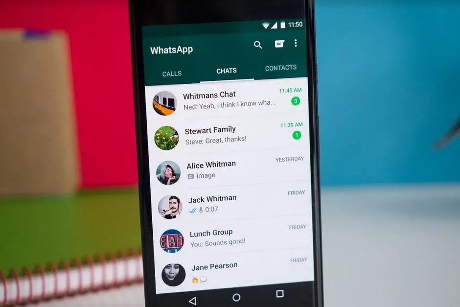 WhatsApp is working on a feature that allows changing colors in the app