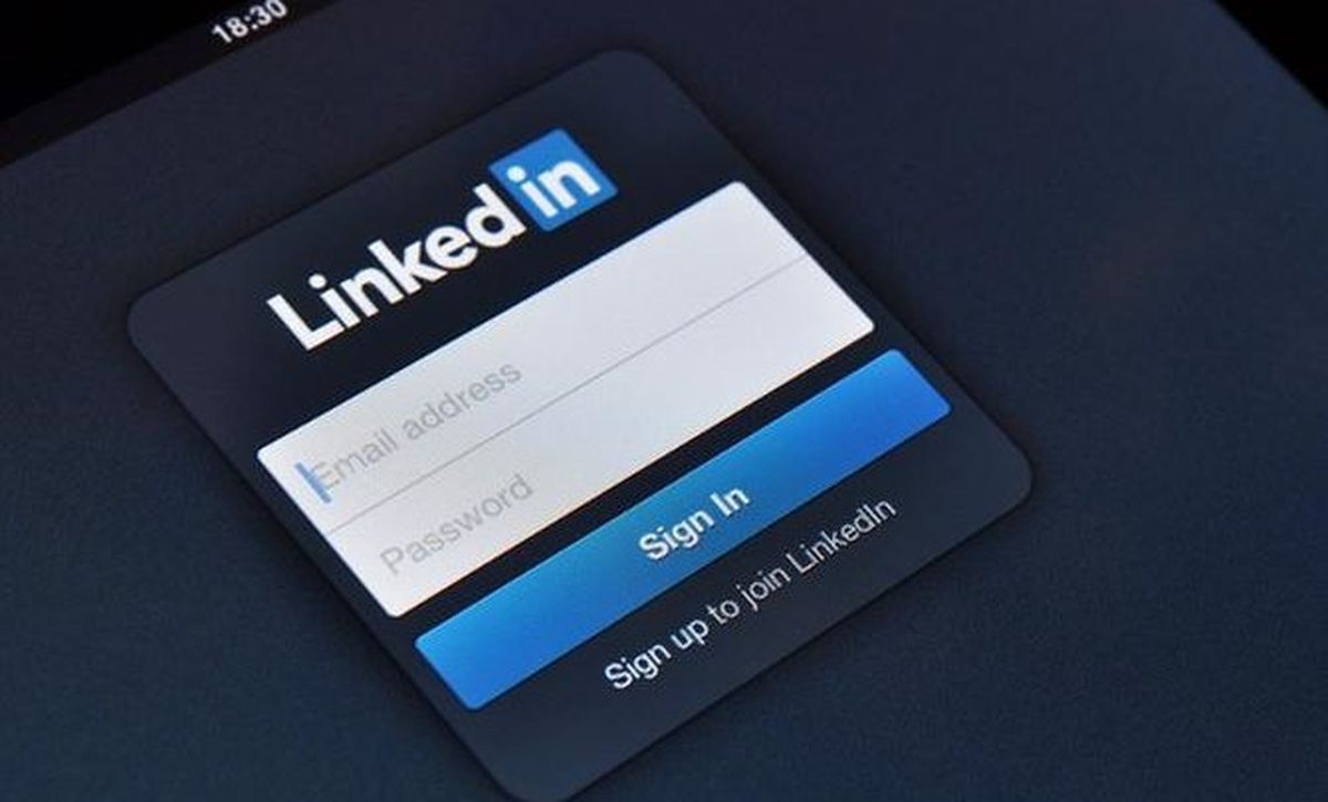 Hackers are selling data of 500 million LinkedIn users