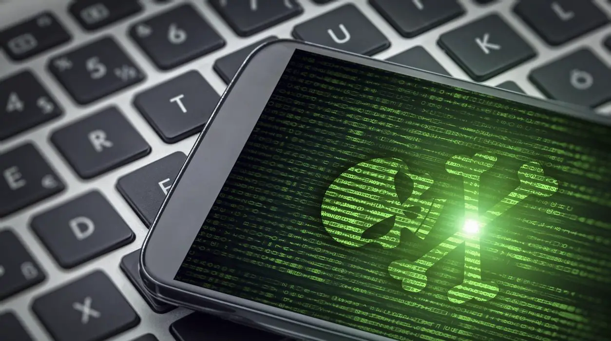 What to do if you suspect that your smartphone has a virus or malware?