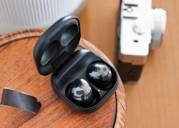 These are the world’s best-selling Bluetooth headphones after Apple AirPods