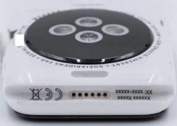 The first prototype of the ceramic Apple Watch appears