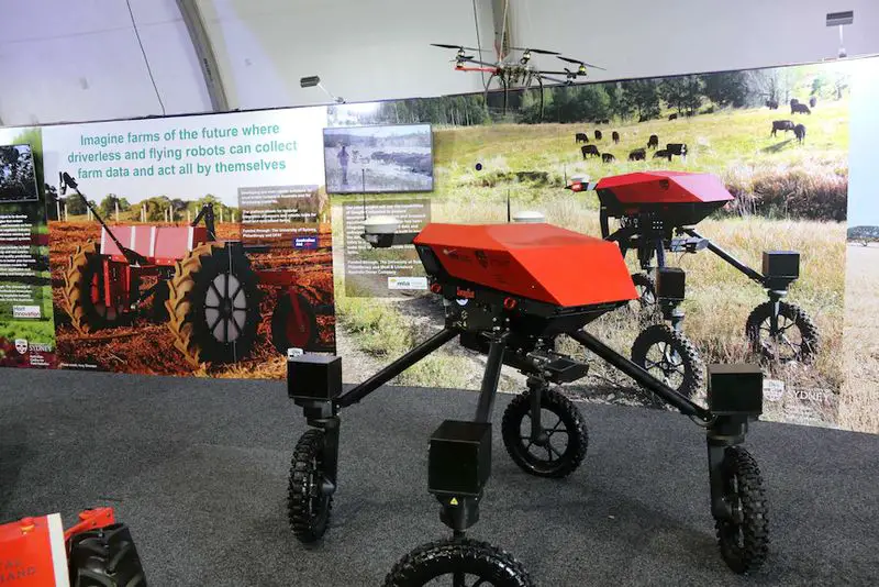 This is the first fully automated farm with robots and artificial intelligence