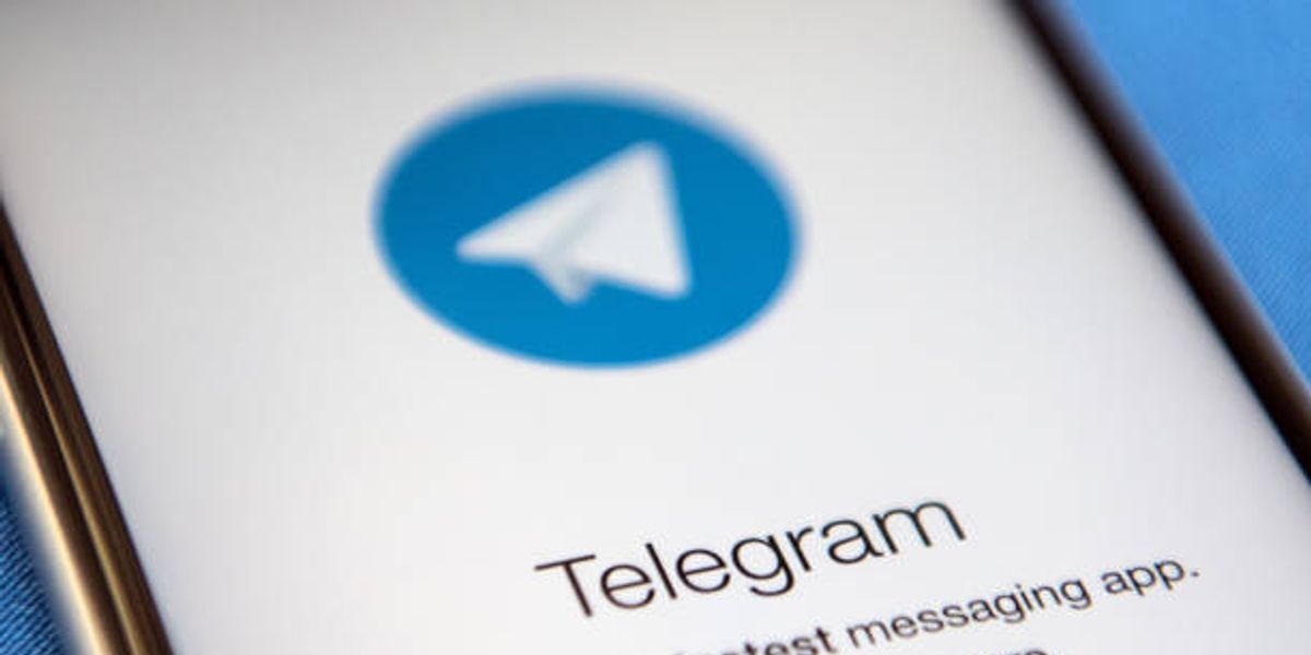 Telegram: Steps to customize the background of your conversations