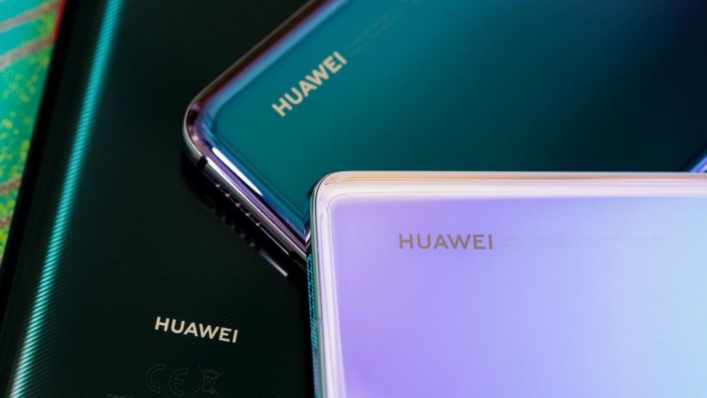 How to avoid unwanted calls and messages on a Huawei smartphone?