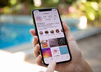 How to create emoji shortcuts on Instagram?