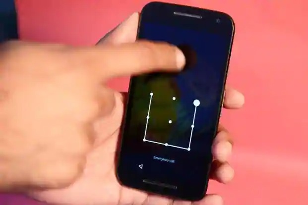 How to unlock a smartphone if you forgot the pattern?
