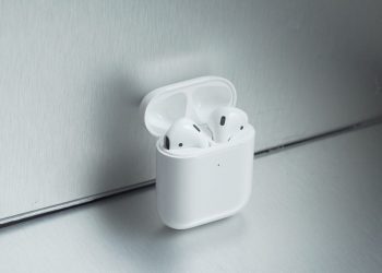 AirPods' continuous listening mode microphone can measure your breathing rate, Apple study finds
