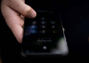 Apple tested an in-display fingerprint sensor and discarded it