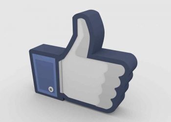 Facebook tests bringing back video and audio calls to its main app