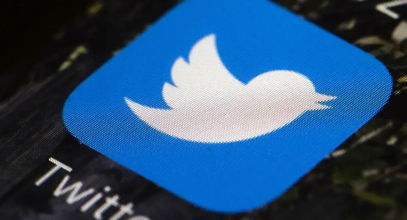 Twitter suspends account verification again