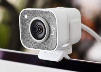 How to turn your webcam into a camera?