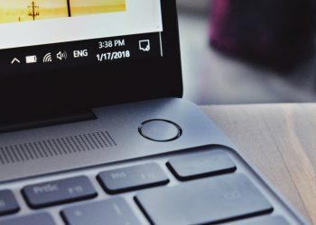 How to sync the Windows 10 clipboard with your Android phone?