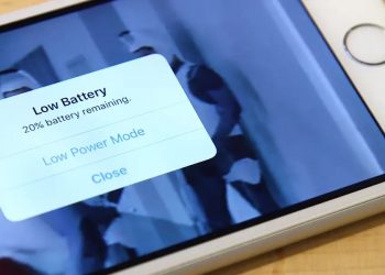 How to use low power mode on an iPhone?