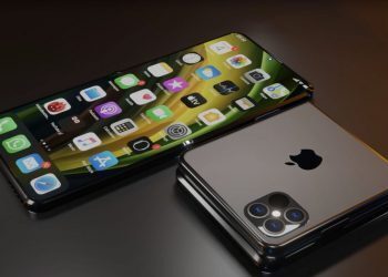 iPhone with foldable screen to arrive in 2024