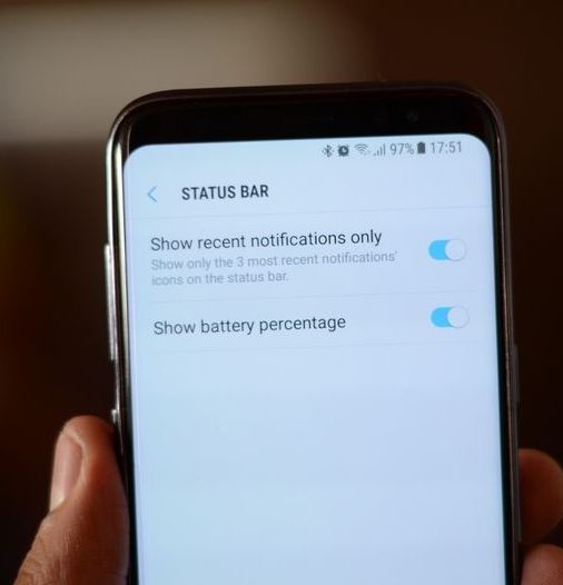 How to customize notifications in the Samsung status bar?