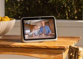 Facebook introduces Portal Go