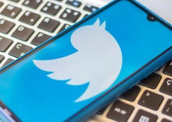 Twitter is going to show ads between tweet replies