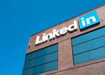 Microsoft is shutting down LinkedIn in China