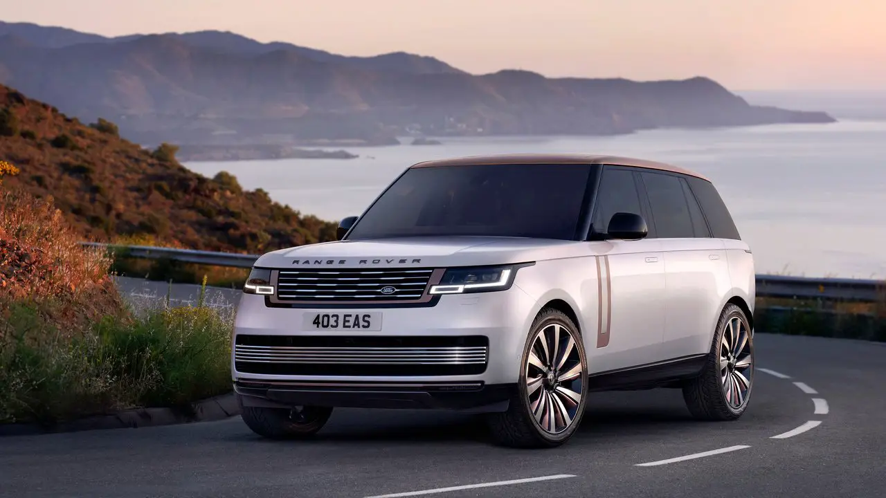 Land Rover frigiver en helelektrisk Range Rover i 2024