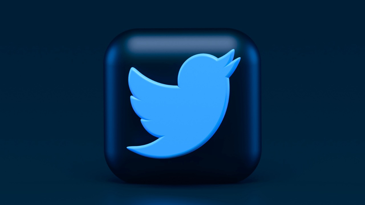 Twitter affiche une croissance avec 211 millions d’utilisateurs actifs mais n’atteint pas ses objectifs