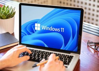 How to test a microphone on Windows 11?