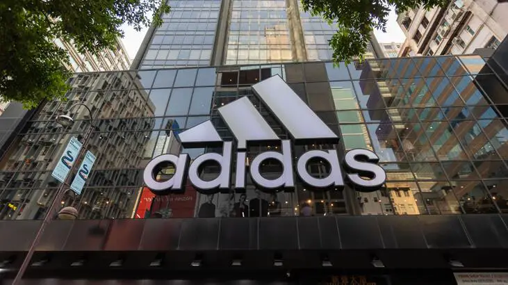 Adidas Originals und Coinbase haben ihre Partnerschaft bekannt gegeben