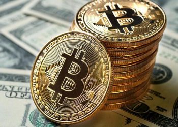 The new coronavirus variant caused Bitcoin price to fall 8%