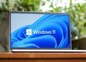 How to change default apps on Windows 11?