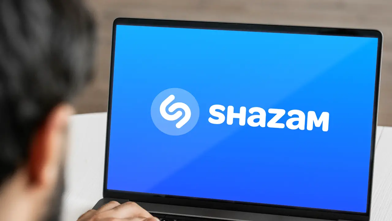 Shazam jest teraz dostępny jako rozszerzenie Chrome: jak z niego korzystać?