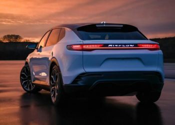 Chrysler goes all-electric: Airflow SUV concept revealed at CES 2022