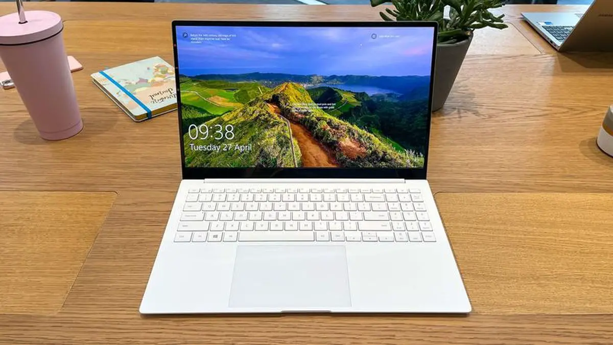 Samsung will premiere their Galaxy Book laptops at MWC 2022