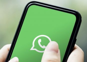 Today we are going to tell you how to avoid WhatsApp scams. Users of WhatsApp are being warned about impostors who claim to be the chat app's official support crew.