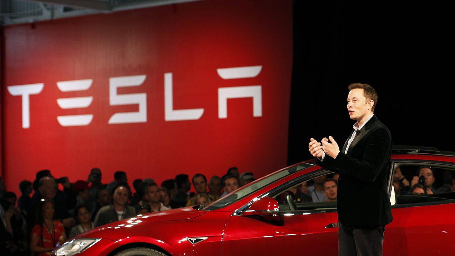 Tesla donosi o zarobkach: firma zarobiła 3 miliardy dolarów w I kwartale 2022 r.