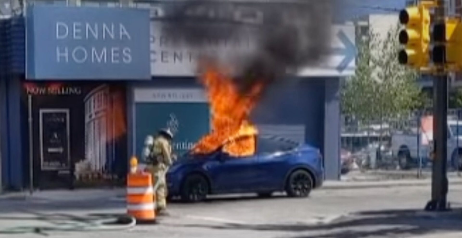 Tesla car catches fire: Why?