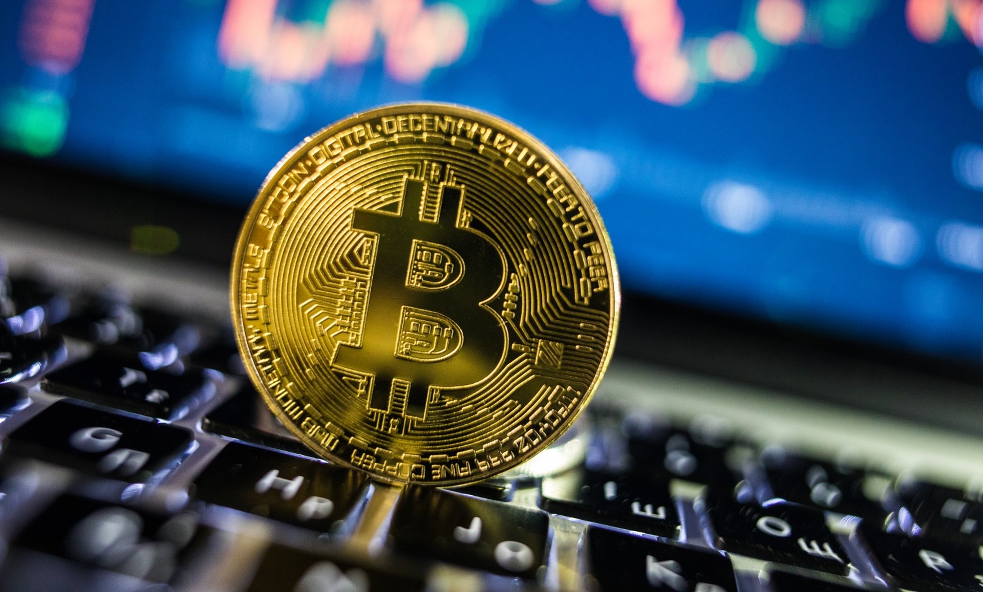 Dans cet article, nous allons expliquer pourquoi Bitcoin s'effondre, car la plus grande crypto-monnaie du marché a plongé pour le pire.