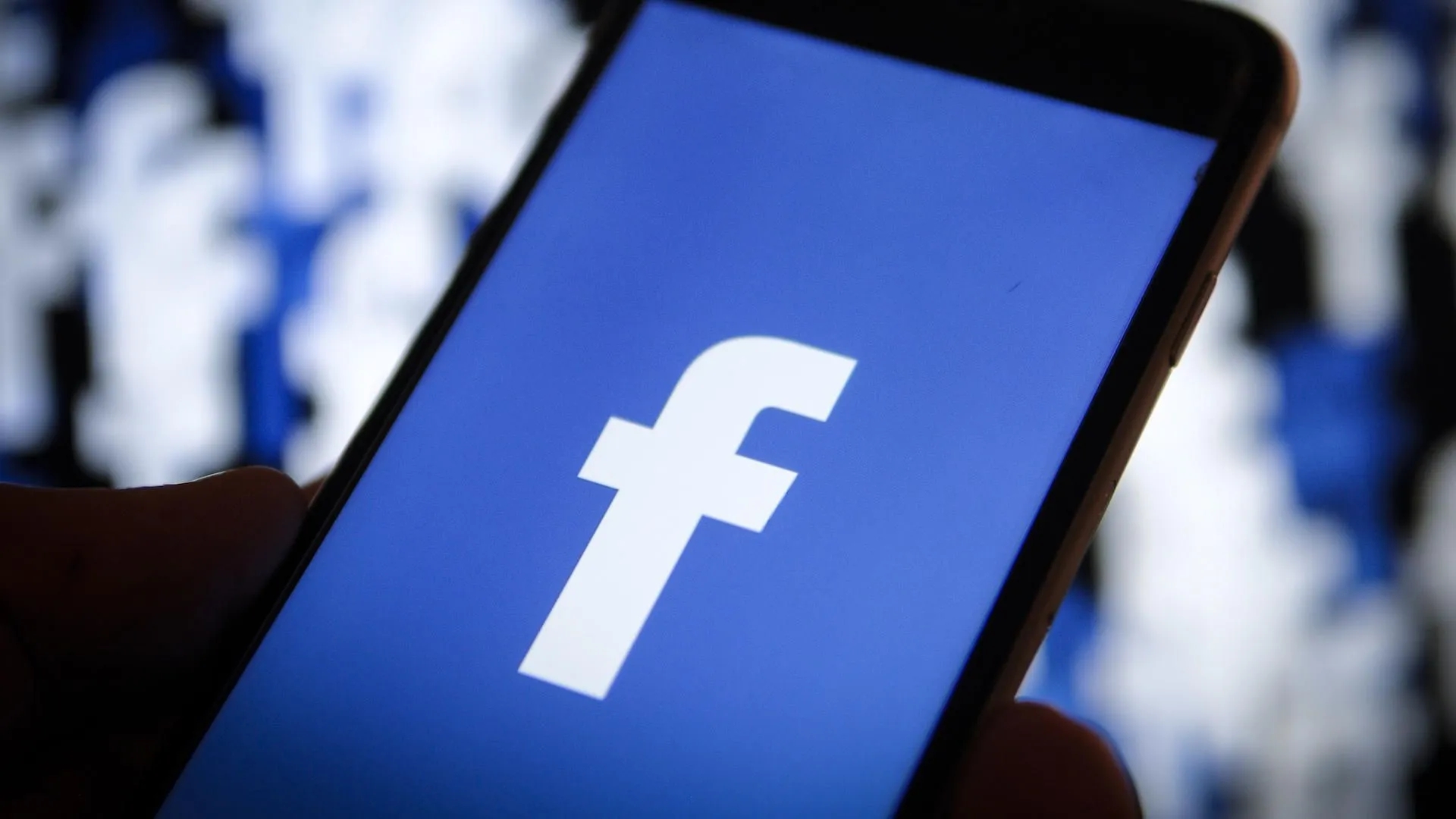 В этой статье мы рассмотрим, почему Facebook отстает на моем ноутбуке, а также возможные решения, чтобы вы могли без проблем пользоваться платформой социальных сетей.