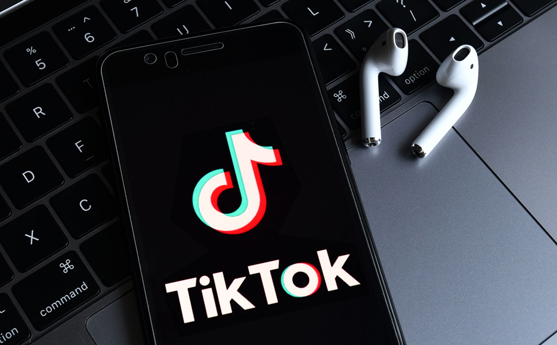 In this article, we are going to be covering how to use more than one filter on TikTok, so you can mix and match your favorite filters together.