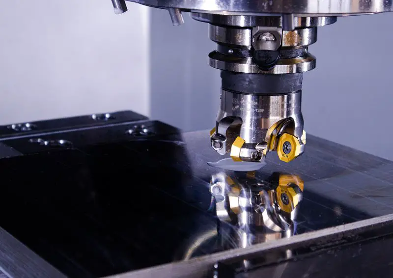 3D Printing vs CNC Machining - What Exactly Is the Difference?