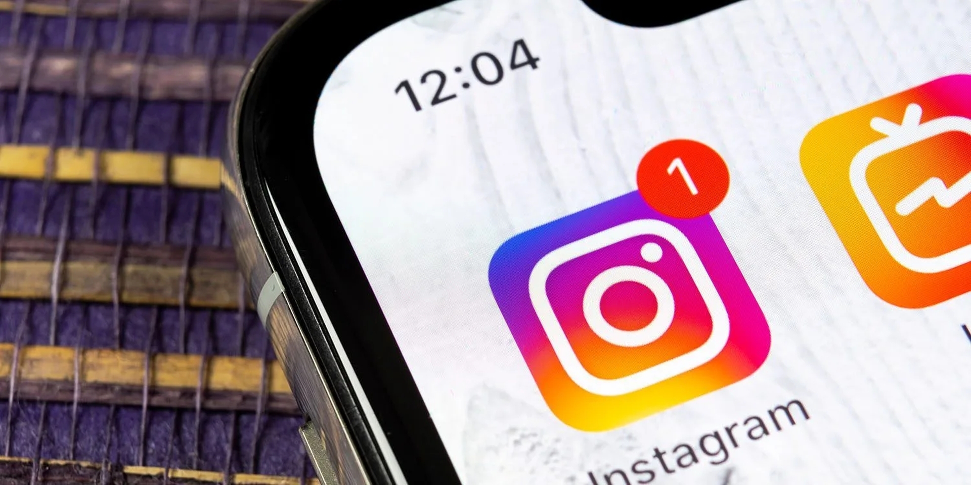 Everybody wants their Instagram profile to look good as possible, and your bio is a part of it. Here is our list of the best trend Instagram bio for girls in 2022.