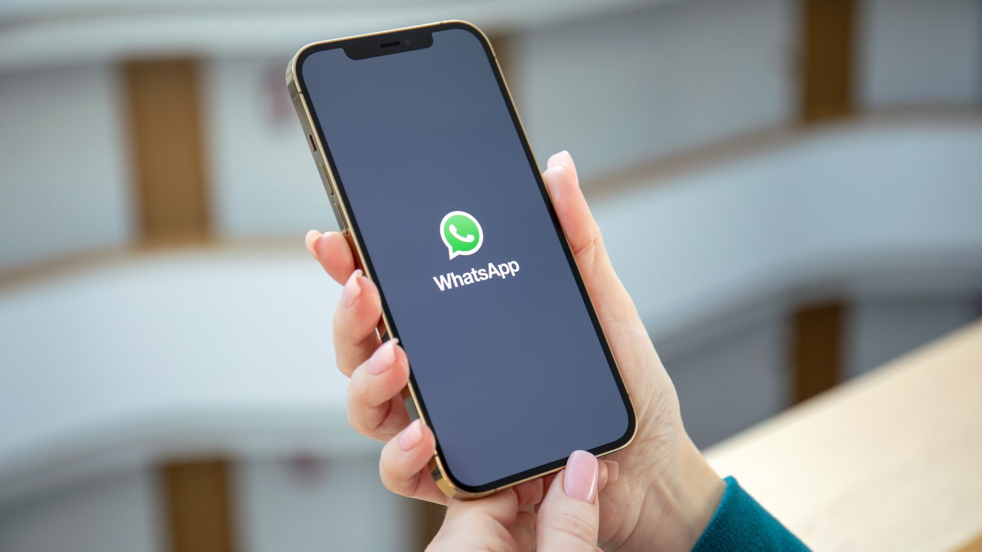 How to record a WhatsApp call on Android and iPhone?