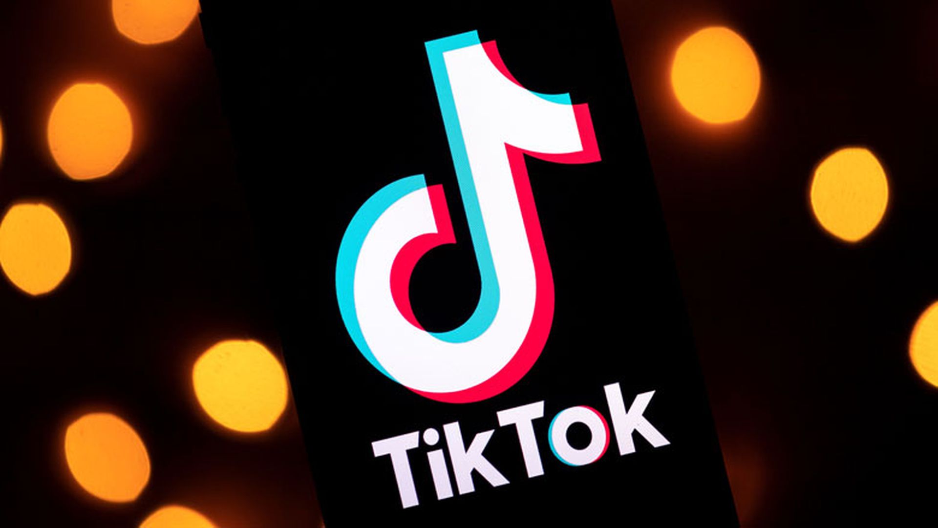 Today, we are going to be covering how to watch deleted TikToks in 2022, so you can watch some old TikTok videos that you can't find on the app anymore.