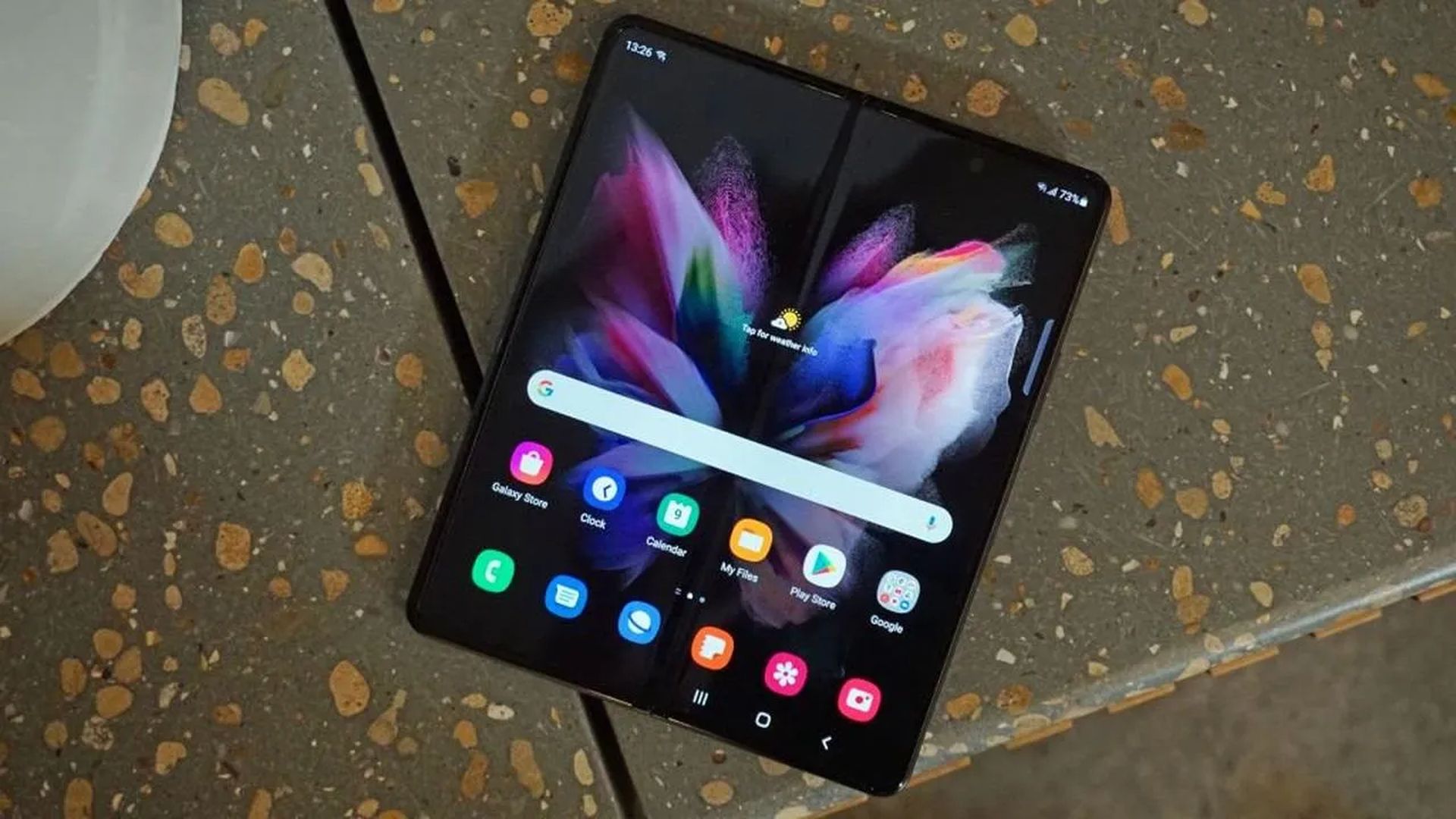 At Samsung Galaxy Unpacked August 2022, the tech giant finally revealed the Galaxy Z Fold 4 after weeks of leaks and rumors. Let's review its specs, price, and release date.