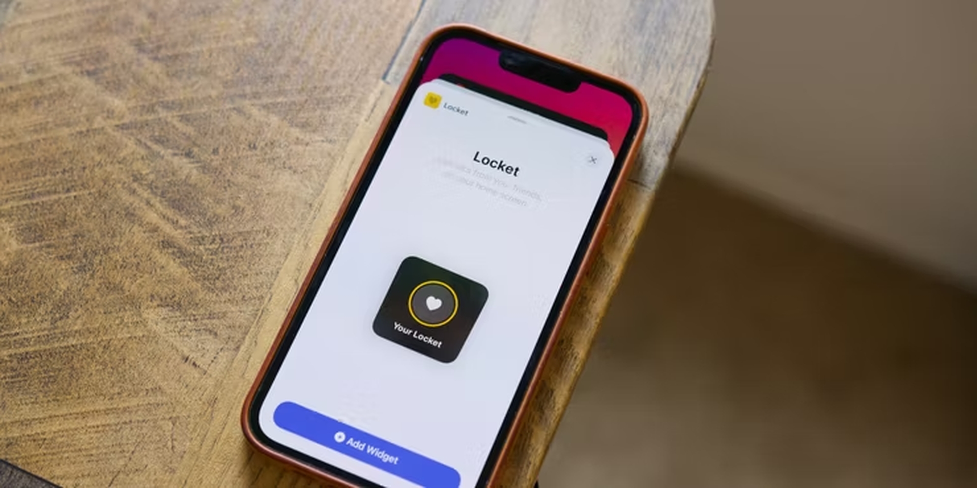 How Does Locket App Work? How To Use The TikTok-Viral Photo-Sharing Widget