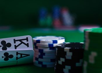 7 legendary tips to improve and win with the best poker hands
