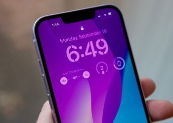 In this article, we are going to be covering how to add Distance Widget in iOS 16 Lock Screen, so you can enjoy the new widget feature.
